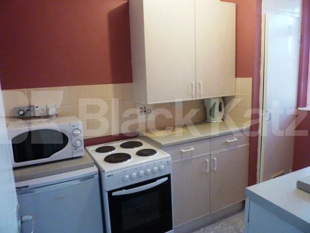 			NEW INSTRUCTION!!, 1 Bedroom, 1 bath, 1 reception Flat			 Penton Rise, KINGS CROSS